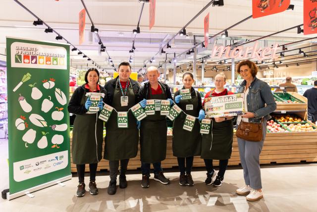 Het team Groenten- en Fruit van Carrefour Market Sint-Niklaas